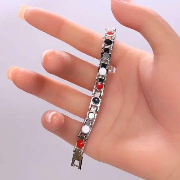 Stainless steel bracelet with easy clip lock. - Picture 4 of 12